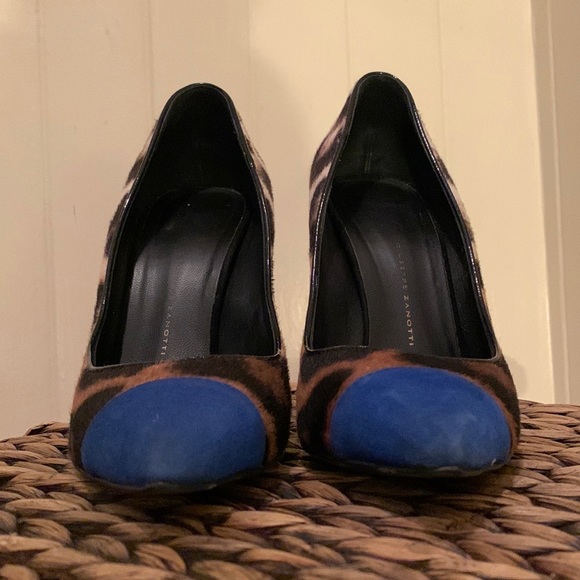 Giuseppe Ponyhair Pointed Toe Pumps - Picture 6 of 15